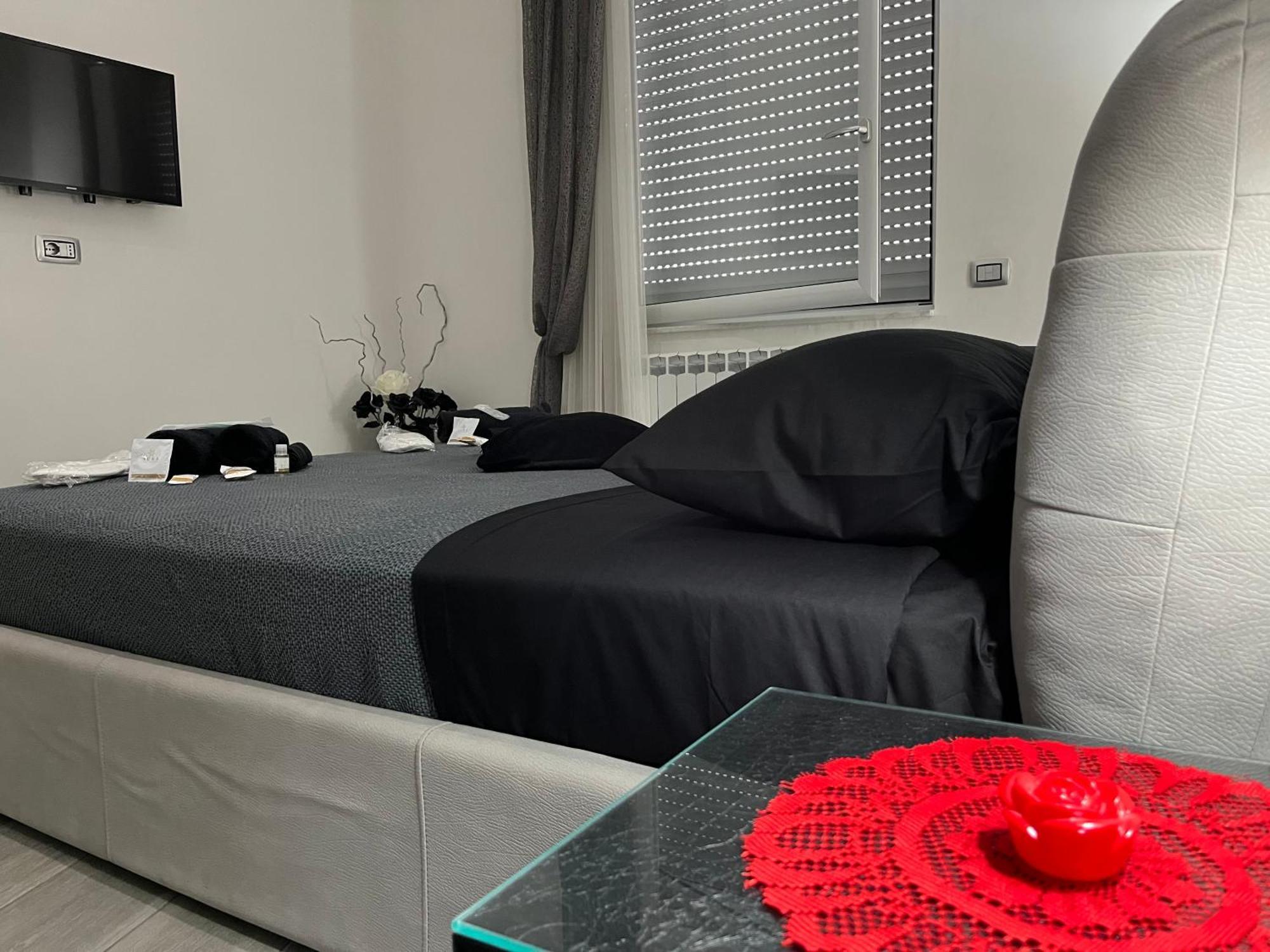 Holiday Home Un Posto Solare Napels Buitenkant foto