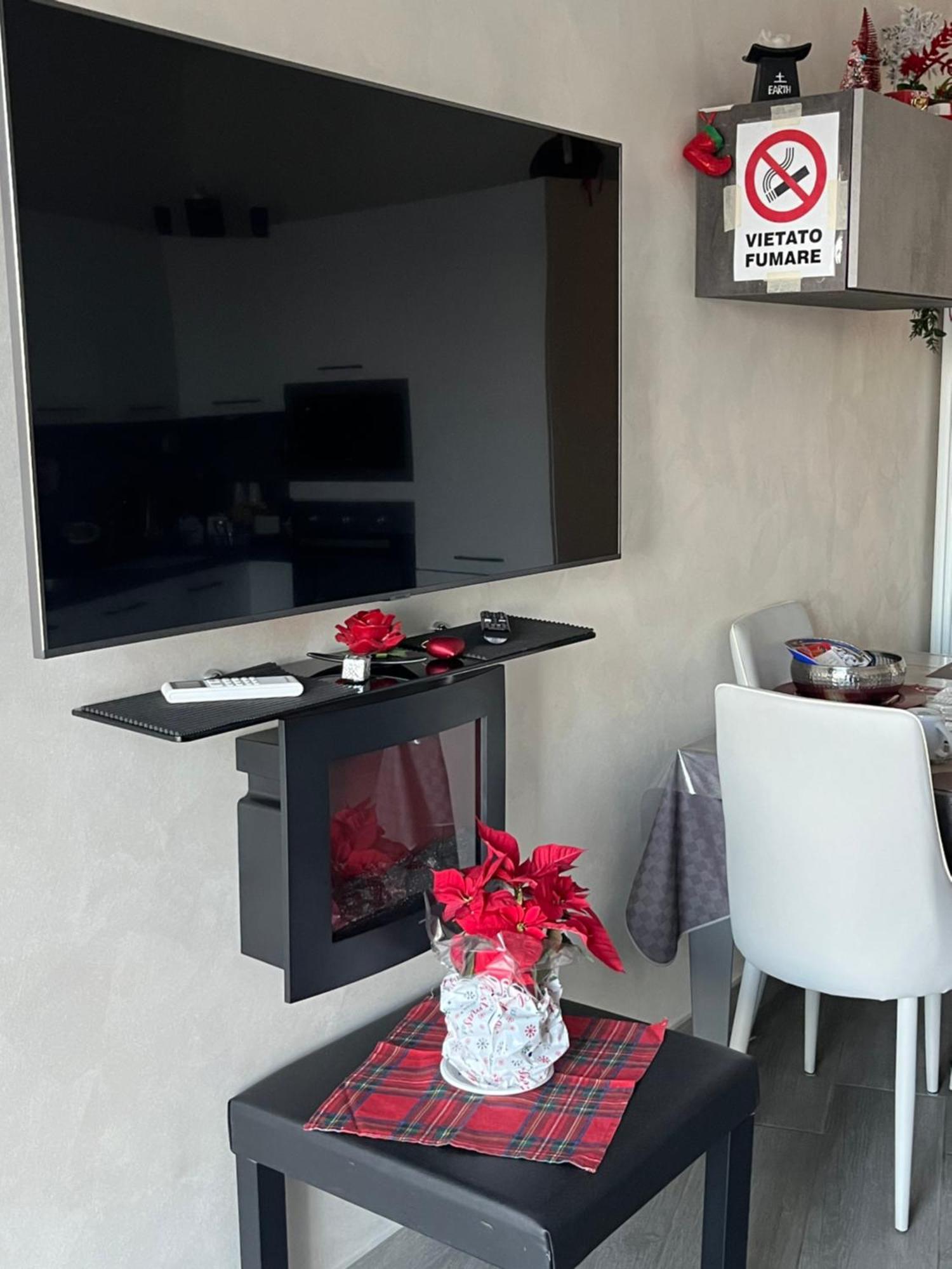 Holiday Home Un Posto Solare Napels Buitenkant foto